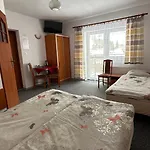 فندق مبيت وإفطار Tokarczyk 3*